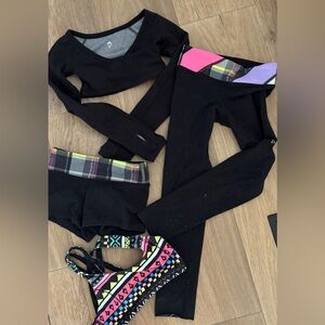 Ivivva lot by LULULEMON Black and Multicolor Kids Matching Set